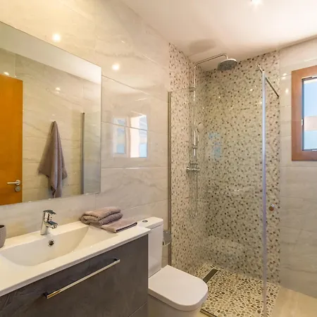 2 Bedroom In