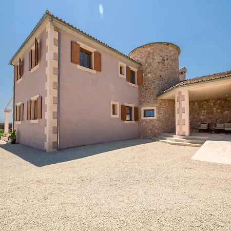 2 Bedroom In
